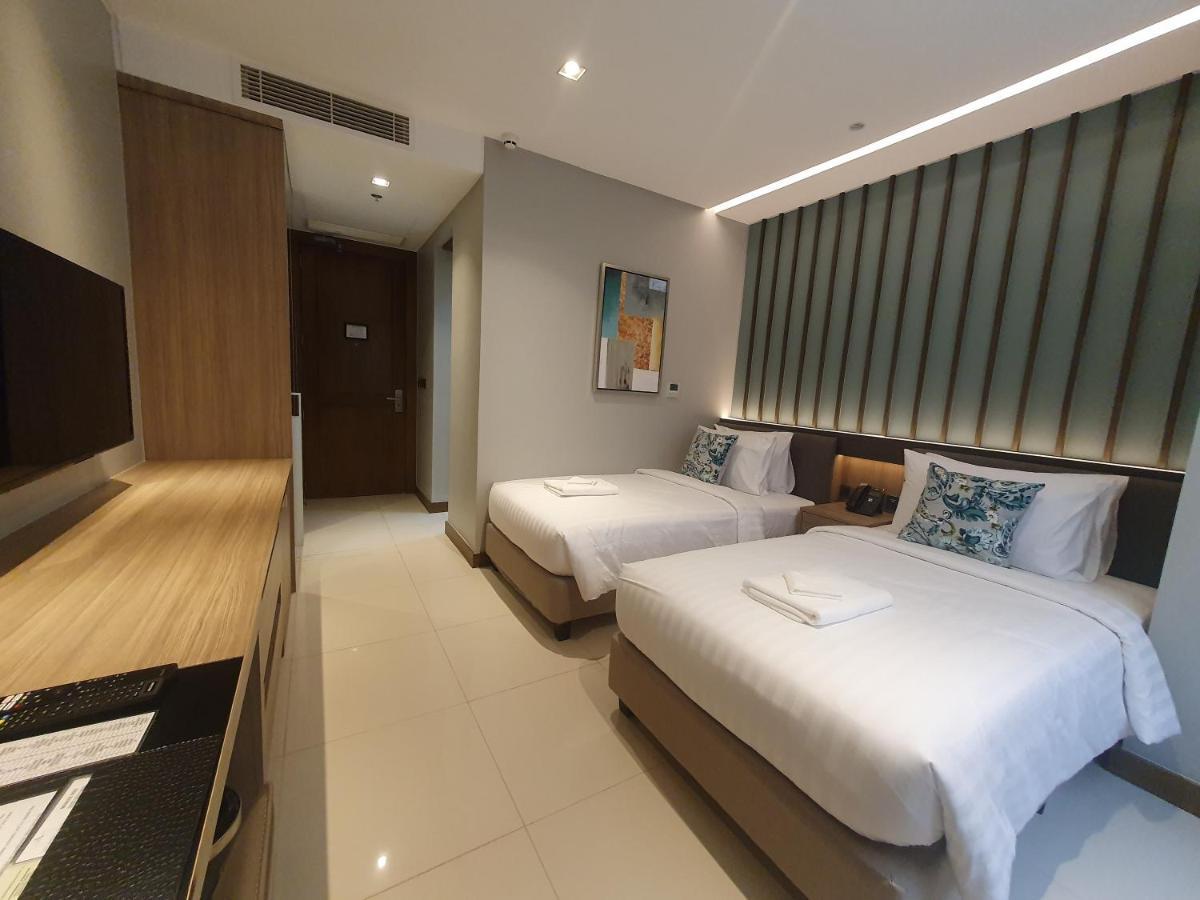 The Hotel Andrea Cauayan City  Εξωτερικό φωτογραφία