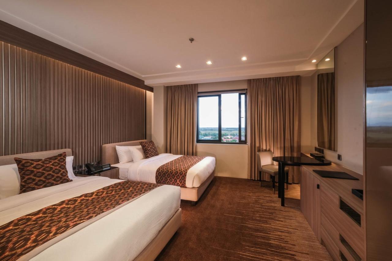 The Hotel Andrea Cauayan City  Εξωτερικό φωτογραφία