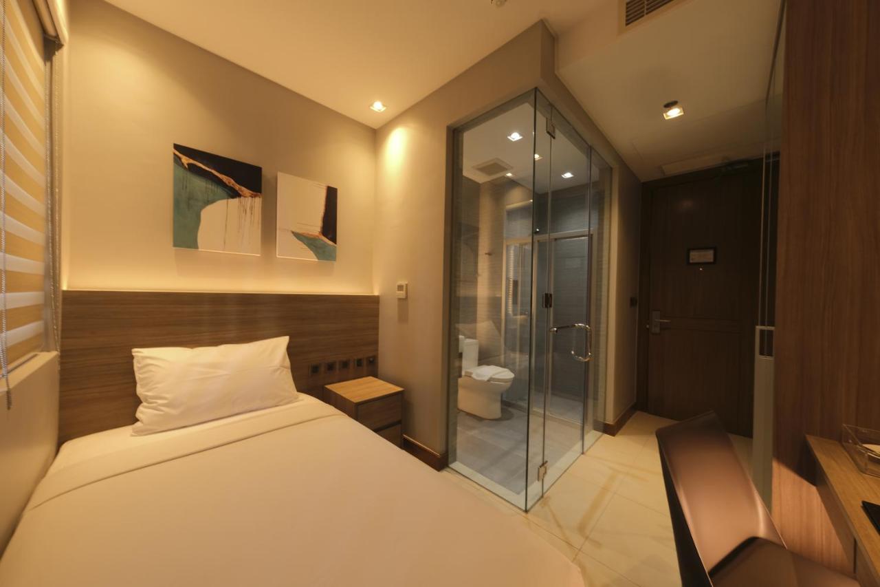 The Hotel Andrea Cauayan City  Εξωτερικό φωτογραφία