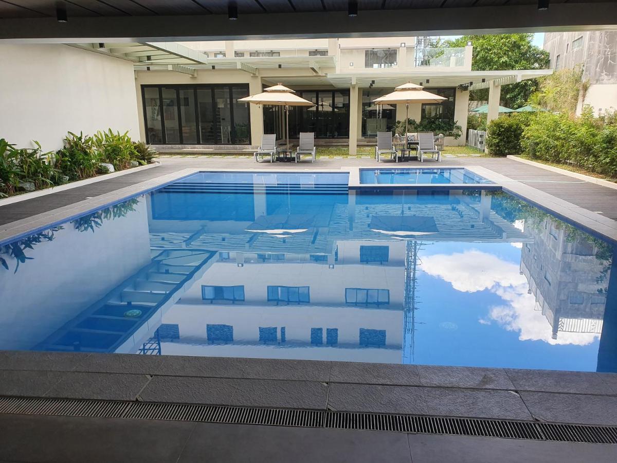 The Hotel Andrea Cauayan City  Εξωτερικό φωτογραφία