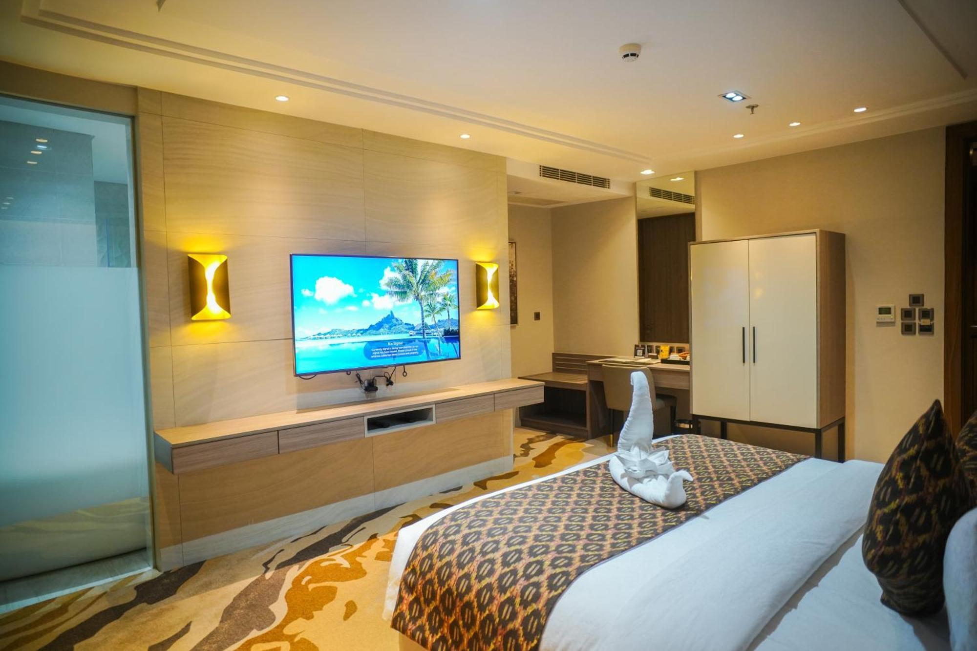 The Hotel Andrea Cauayan City  Εξωτερικό φωτογραφία
