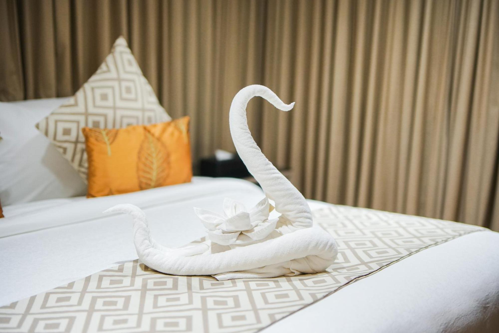 The Hotel Andrea Cauayan City  Εξωτερικό φωτογραφία